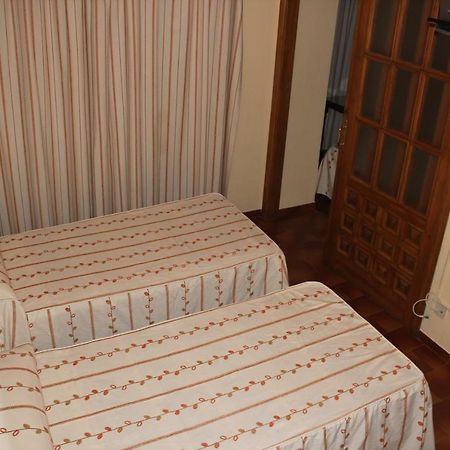 Hostal Andalucia Ξενοδοχείο Almuñécar Δωμάτιο φωτογραφία